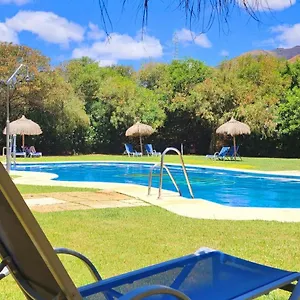 Pedregales Complejo Rural Estepona